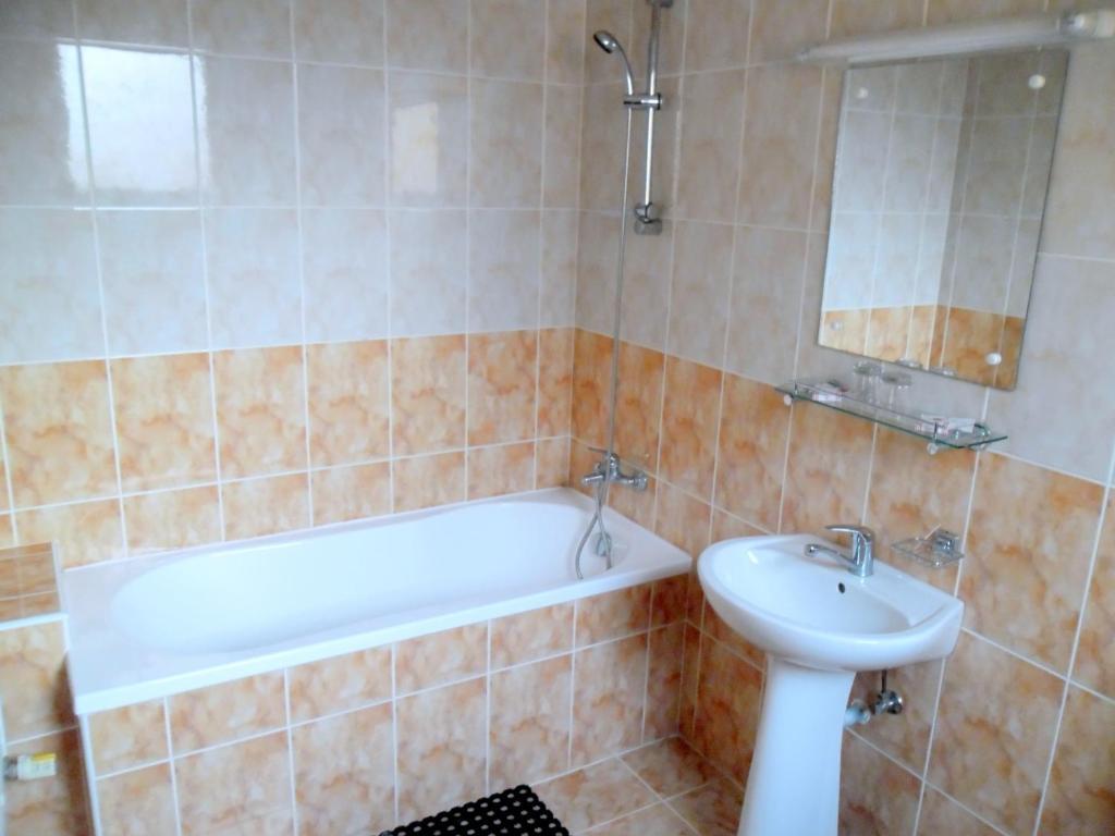 Pensiunea Hera 3*